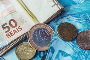 O prazo de entrega do Imposto de Renda termina em maio.